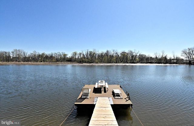 755 HAUNTED LN, Bensalem, PA 19020