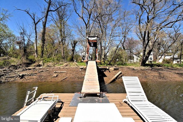 755 HAUNTED LN, Bensalem, PA 19020