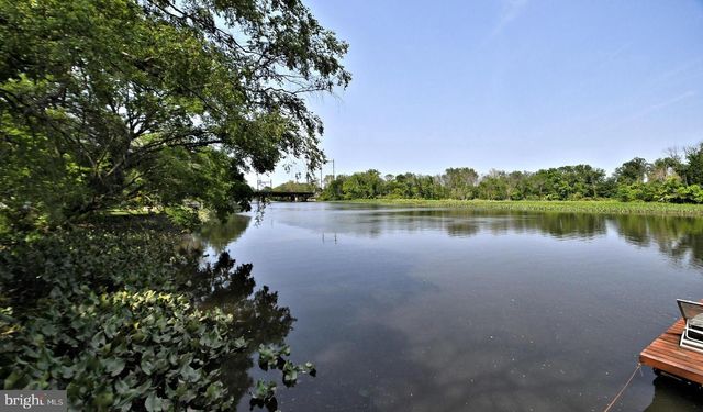 755 HAUNTED LN, Bensalem, PA 19020