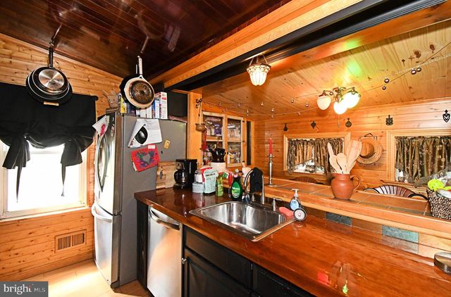 755 HAUNTED LN, Bensalem, PA 19020