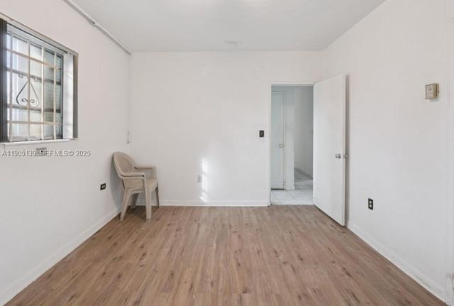 940 NW 67th St, Miami, FL 33150