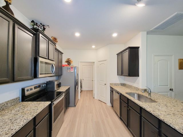 10793 Castle Rock Drive, Cleveland, TX 77328