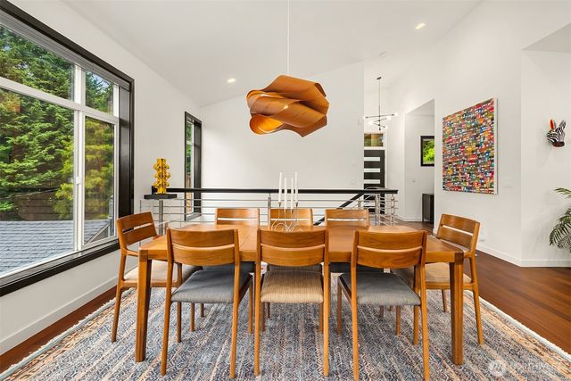 311 34th Avenue E, Seattle, WA 98112