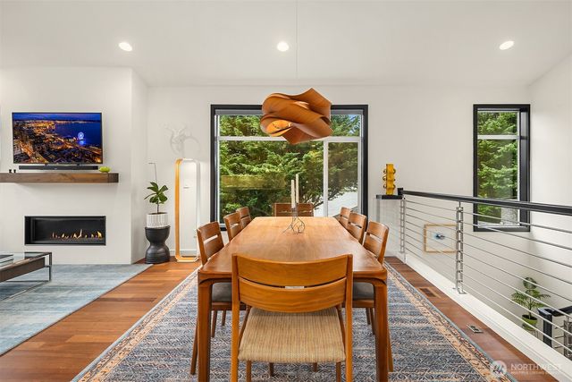 311 34th Avenue E, Seattle, WA 98112