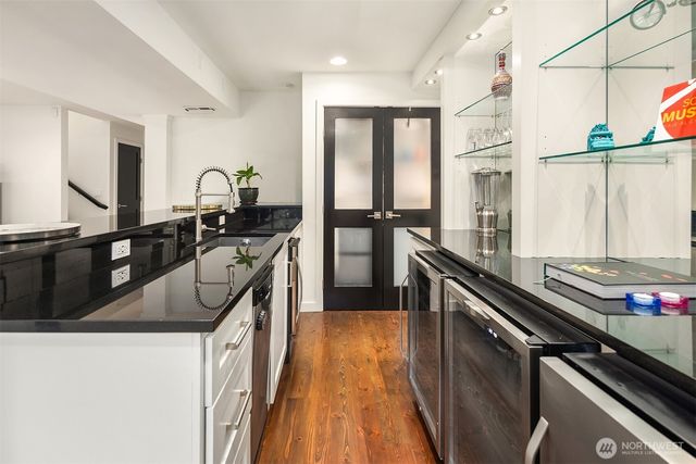 311 34th Avenue E, Seattle, WA 98112