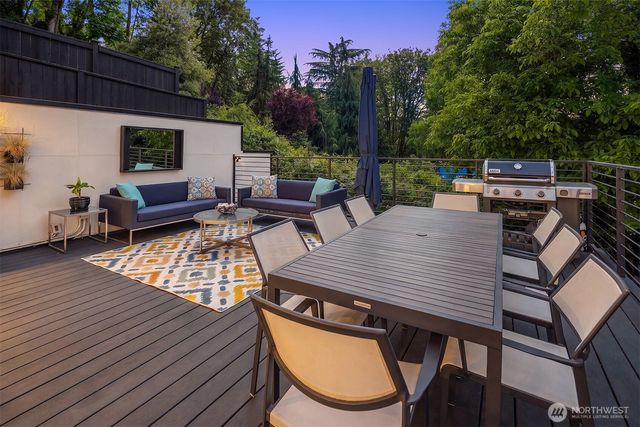 311 34th Avenue E, Seattle, WA 98112