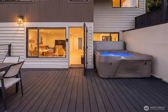 311 34th Avenue E, Seattle, WA 98112