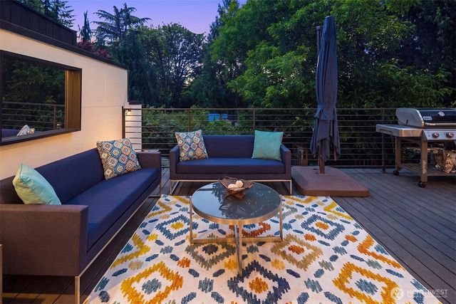 311 34th Avenue E, Seattle, WA 98112