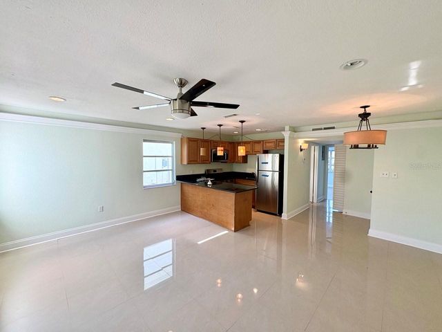 371 S MCMULLEN BOOTH ROAD 87, Clearwater, FL 33759