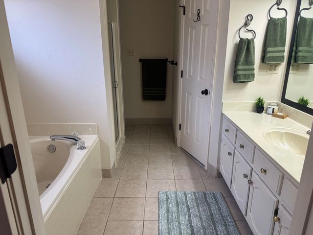 274 BENDIGO DR, Memphis, TN 38018