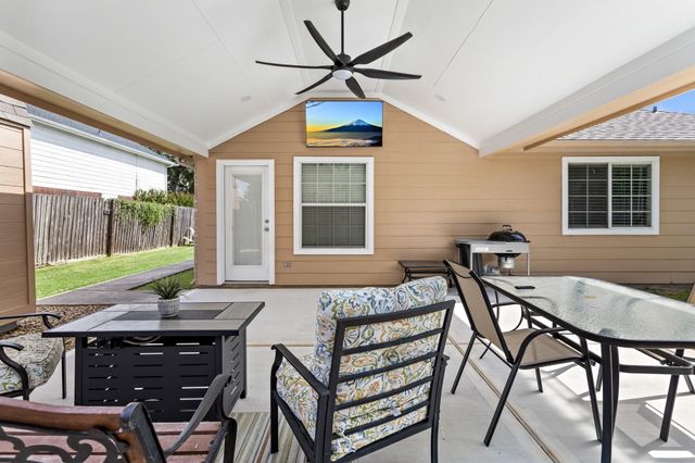 7311 S Choctaw Street Street, Baytown, TX 77521