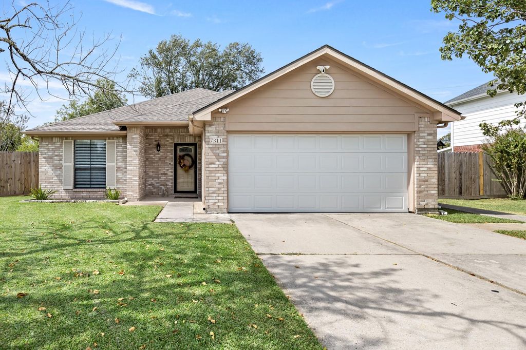7311 S Choctaw Street Street, Baytown, TX 77521