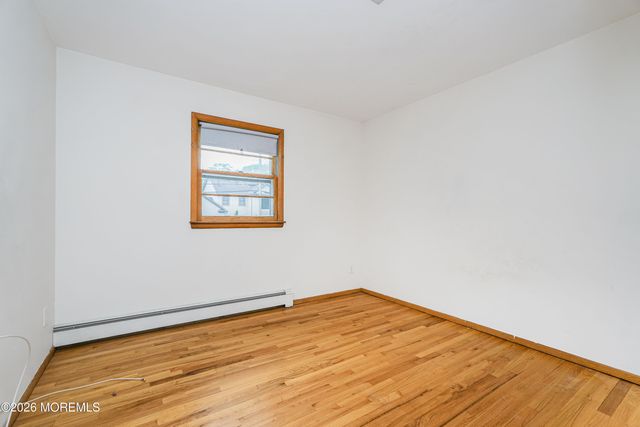 69 Whalepond Road, Oakhurst, NJ 07755