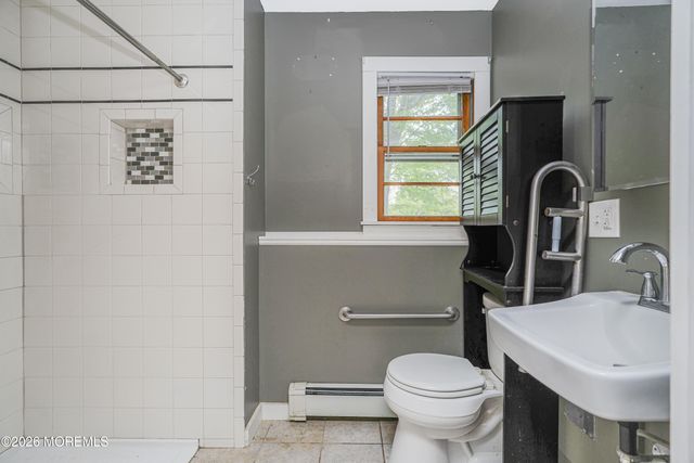 69 Whalepond Road, Oakhurst, NJ 07755