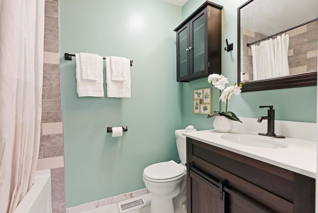 811 N Peterson, Wichita, KS 67212