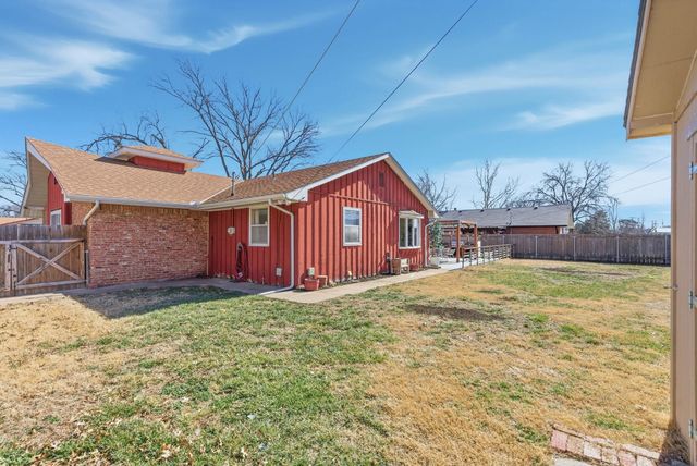 811 N Peterson, Wichita, KS 67212