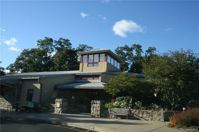 35 Park Avenue 5S, Suffern, NY 10901