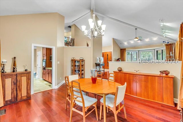 21 Vista Point Dr, Savannah, GA 31406