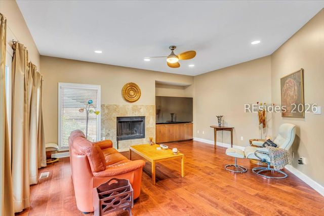 21 Vista Point Dr, Savannah, GA 31406