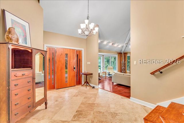 21 Vista Point Dr, Savannah, GA 31406
