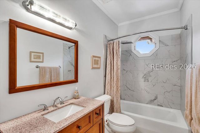 21 Vista Point Dr, Savannah, GA 31406