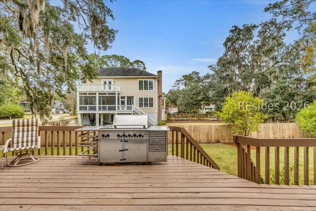 21 Vista Point Dr, Savannah, GA 31406
