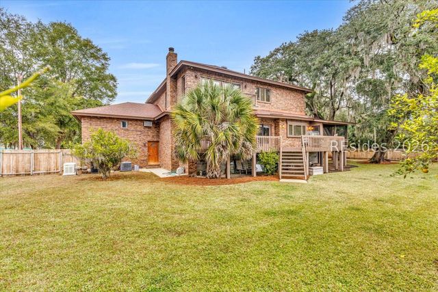 21 Vista Point Dr, Savannah, GA 31406