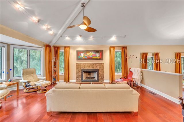 21 Vista Point Dr, Savannah, GA 31406