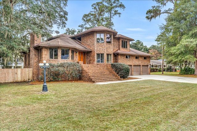 21 Vista Point Dr, Savannah, GA 31406