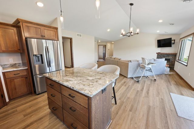 214 Woolgrass Way, Avon, MN 56310