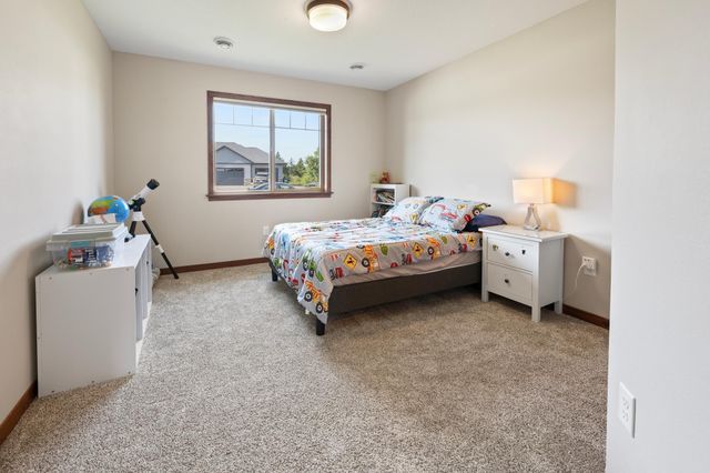 214 Woolgrass Way, Avon, MN 56310