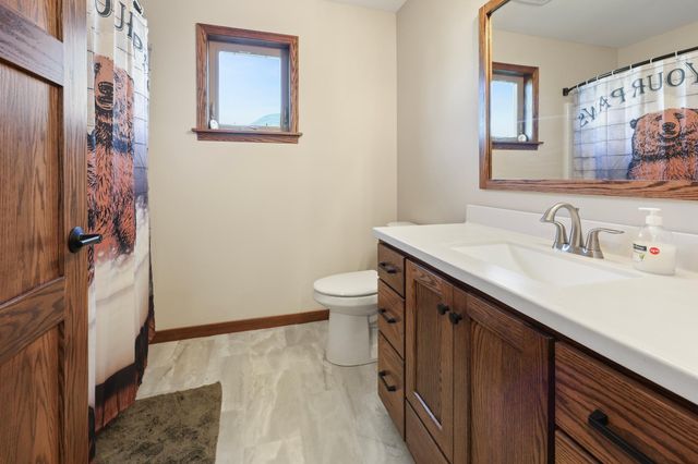 214 Woolgrass Way, Avon, MN 56310