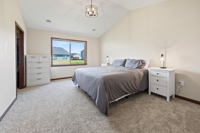 214 Woolgrass Way, Avon, MN 56310