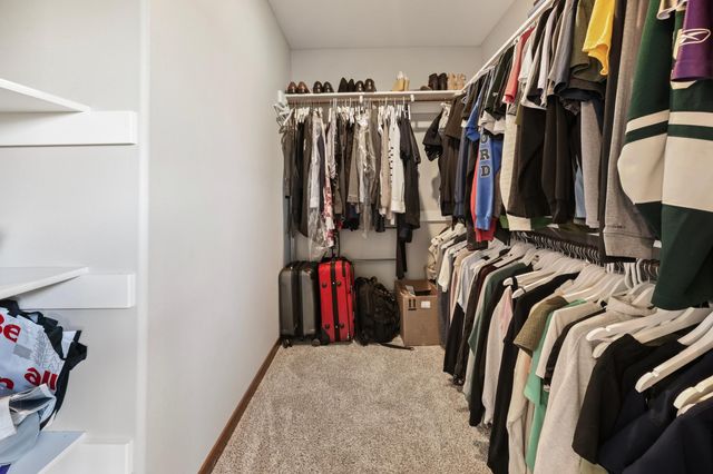 214 Woolgrass Way, Avon, MN 56310