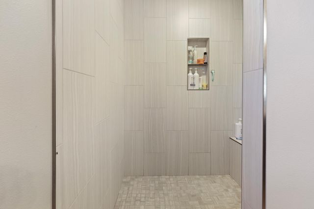 214 Woolgrass Way, Avon, MN 56310