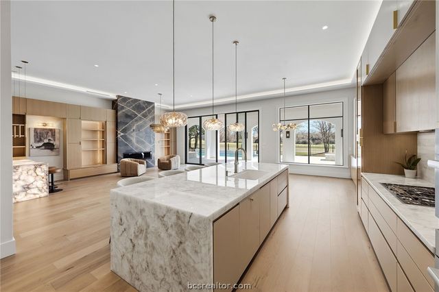 4212 Tuscany Court, Bryan, TX 77802