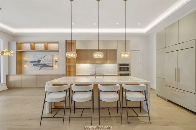 4212 Tuscany Court, Bryan, TX 77802