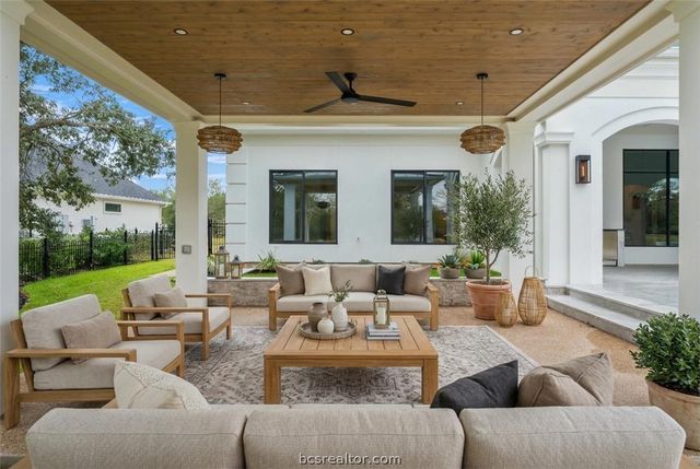 4212 Tuscany Court, Bryan, TX 77802