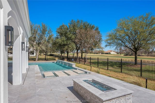 4212 Tuscany Court, Bryan, TX 77802