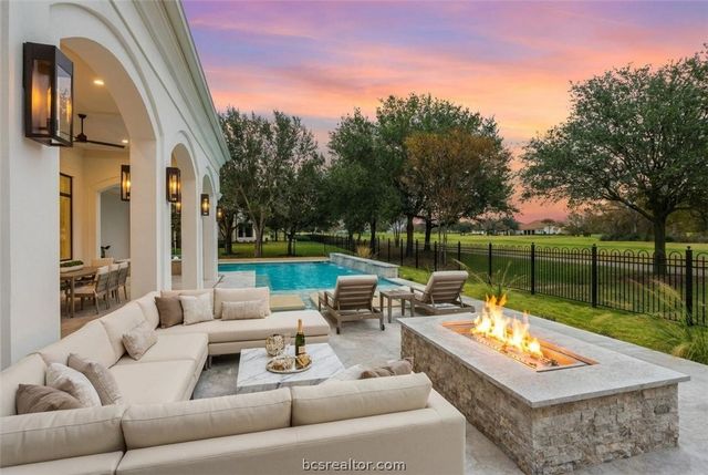 4212 Tuscany Court, Bryan, TX 77802