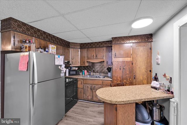 195 JOHNS ESTATE RD, Coal Township, PA 17866
