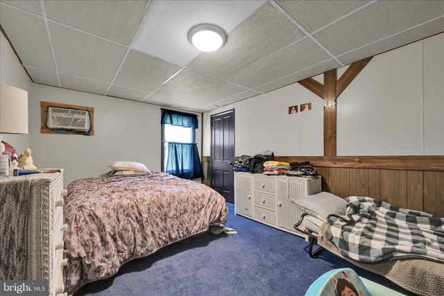 195 JOHNS ESTATE RD, Coal Township, PA 17866