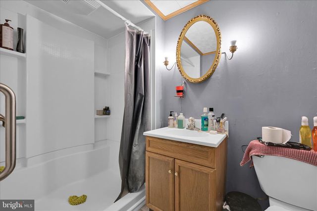 195 JOHNS ESTATE RD, Coal Township, PA 17866