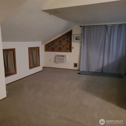 958 River Drive SW, Quincy, WA 98848