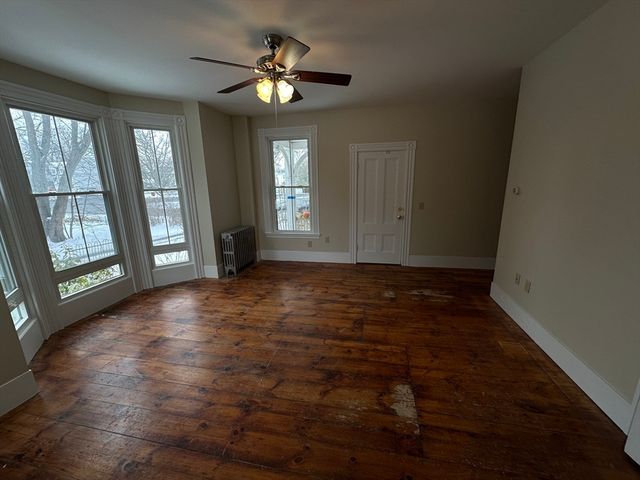 1160 Boston Rd 1, Haverhill, MA 01835