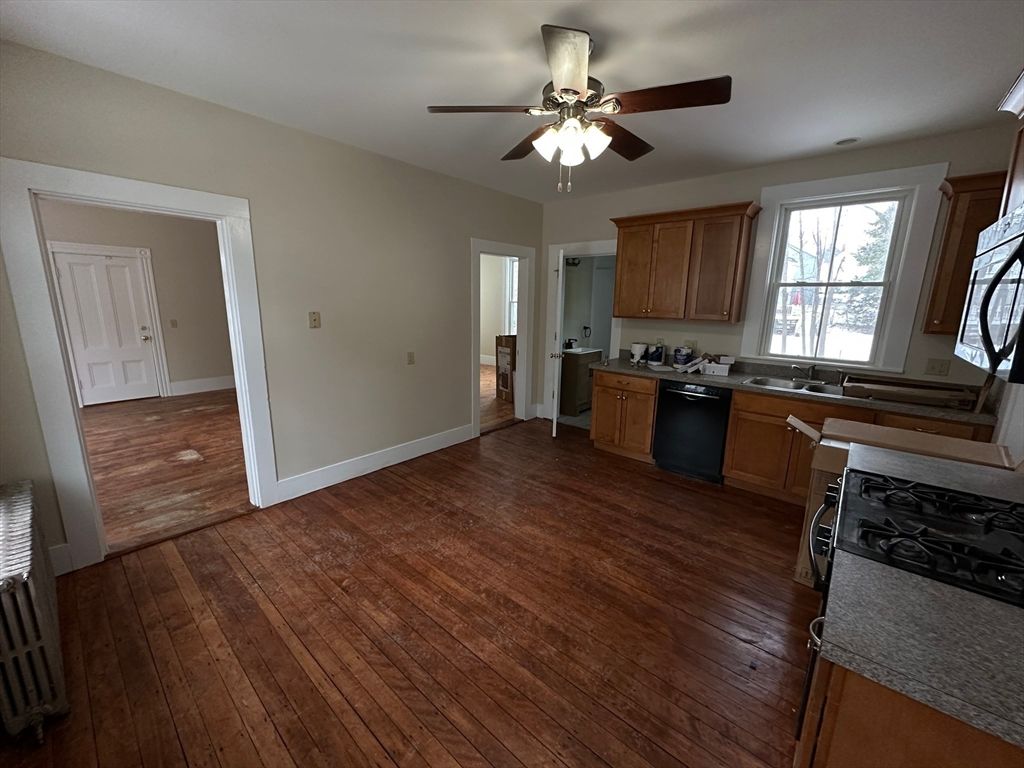 1160 Boston Rd 1, Haverhill, MA 01835