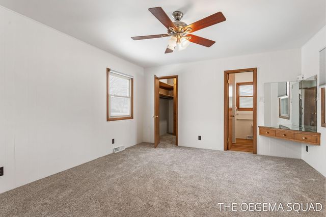 750 Pine Avenue, Holland City, MI 49423