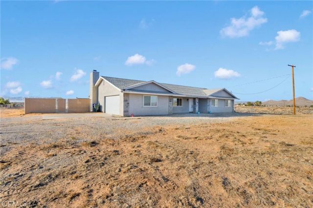 22337 Waalew, Apple Valley, CA 92307