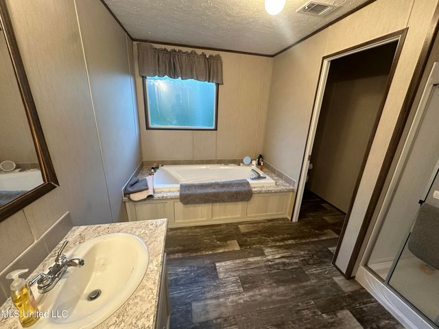 1057 Wesson Game Ln Lane, Wesson, MS 39191