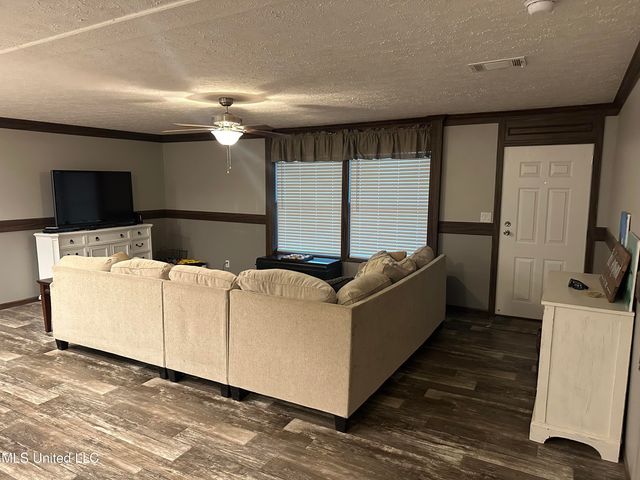 1057 Wesson Game Ln Lane, Wesson, MS 39191